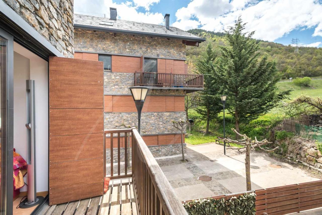 Aneu By Seamount Rentals Valencia D'Aneu Экстерьер фото
