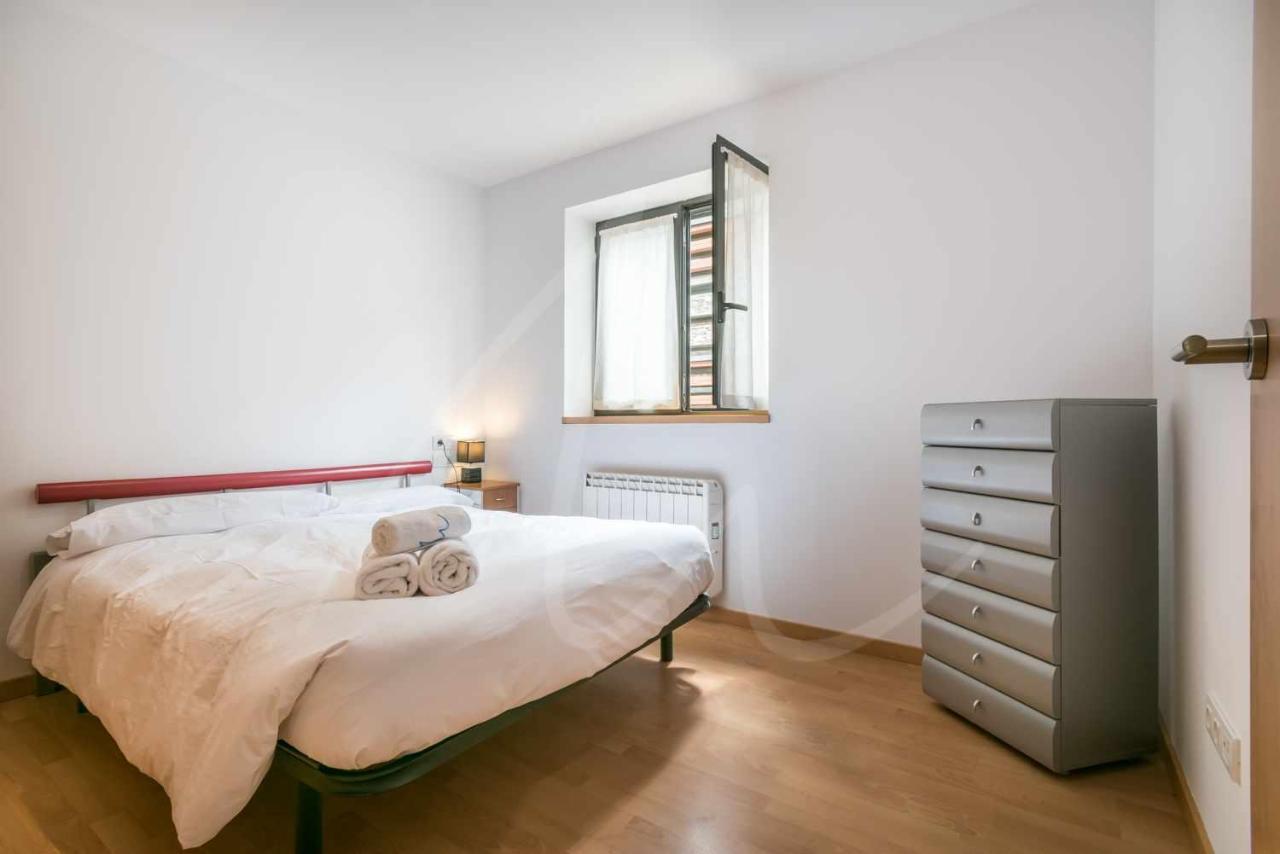 Aneu By Seamount Rentals Valencia D'Aneu Экстерьер фото