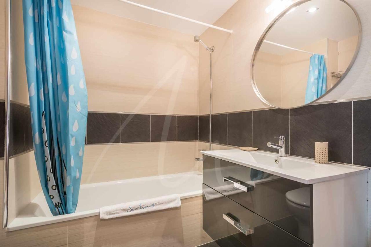 Aneu By Seamount Rentals Valencia D'Aneu Экстерьер фото
